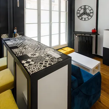 Cosy 1bd Clignancourt Apartment Paris